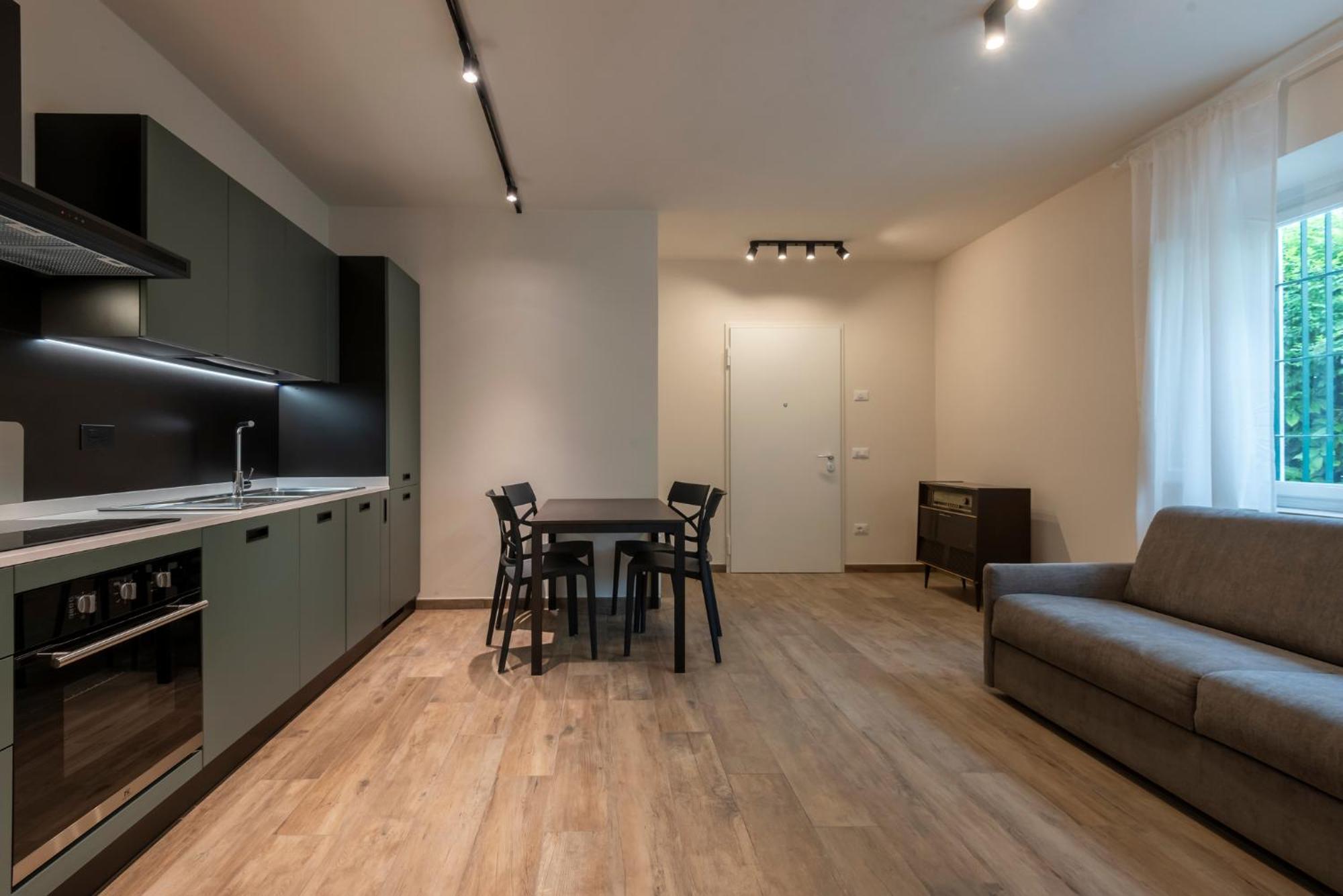Iarsera Rooms And Apartment 루카 외부 사진